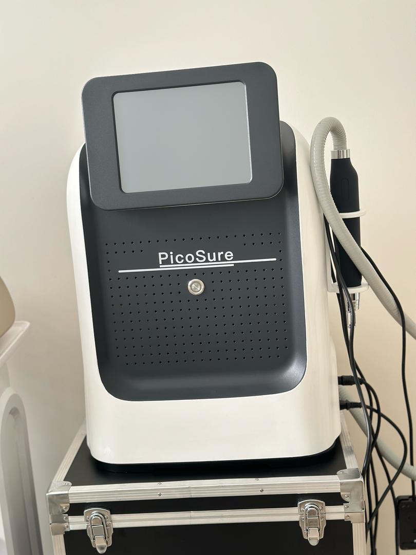 دستگاه هایفو التراگلد و کیوسوئیچ پیکوشور گرید aدست دو/مدینیوم