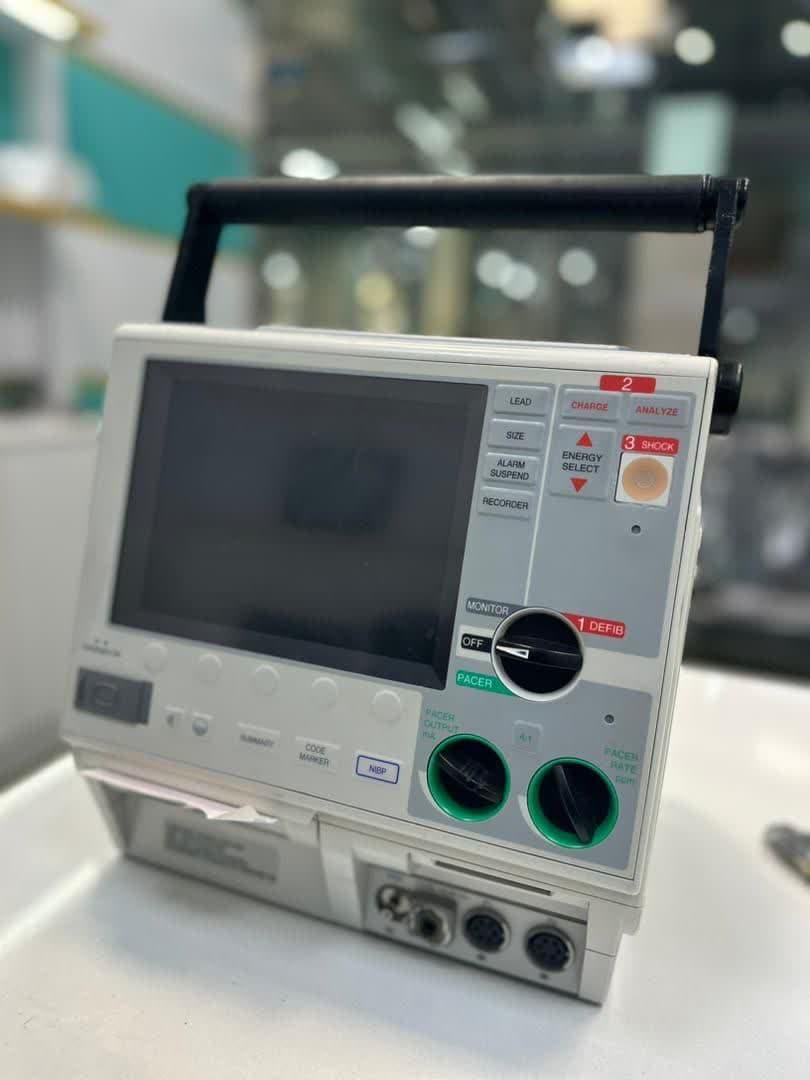 الکتروشوک در انواع مختلفدست دو/مدینیوم