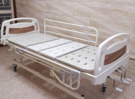 تخت سه شکن بیمارستانیدست دو/مدینیوم