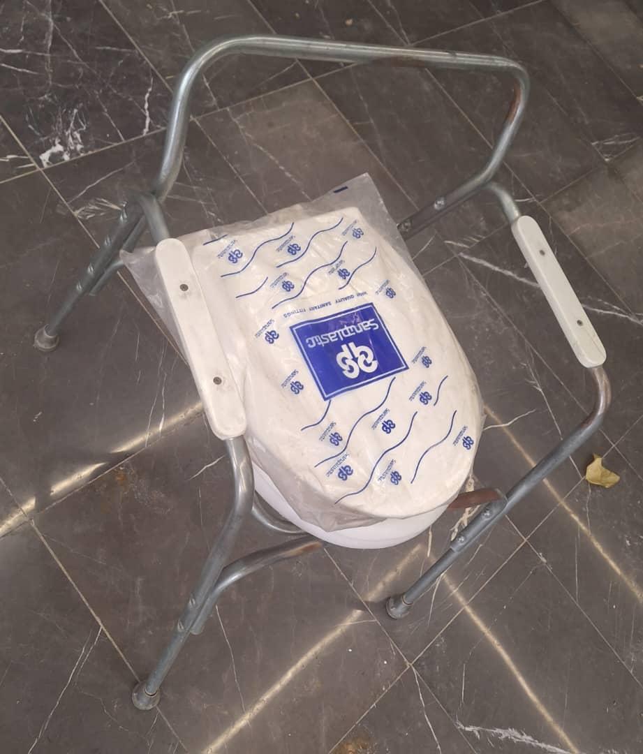 ویلچر حمامی و توالت فرنگیدست دو/مدینیوم