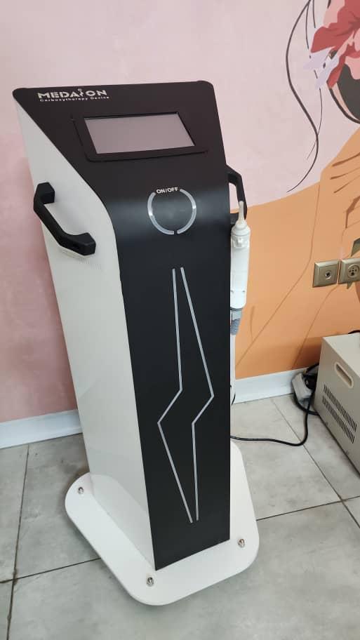 فروش دستگاه کربوکسی تراپی در حد نو دست دو/مدینیوم