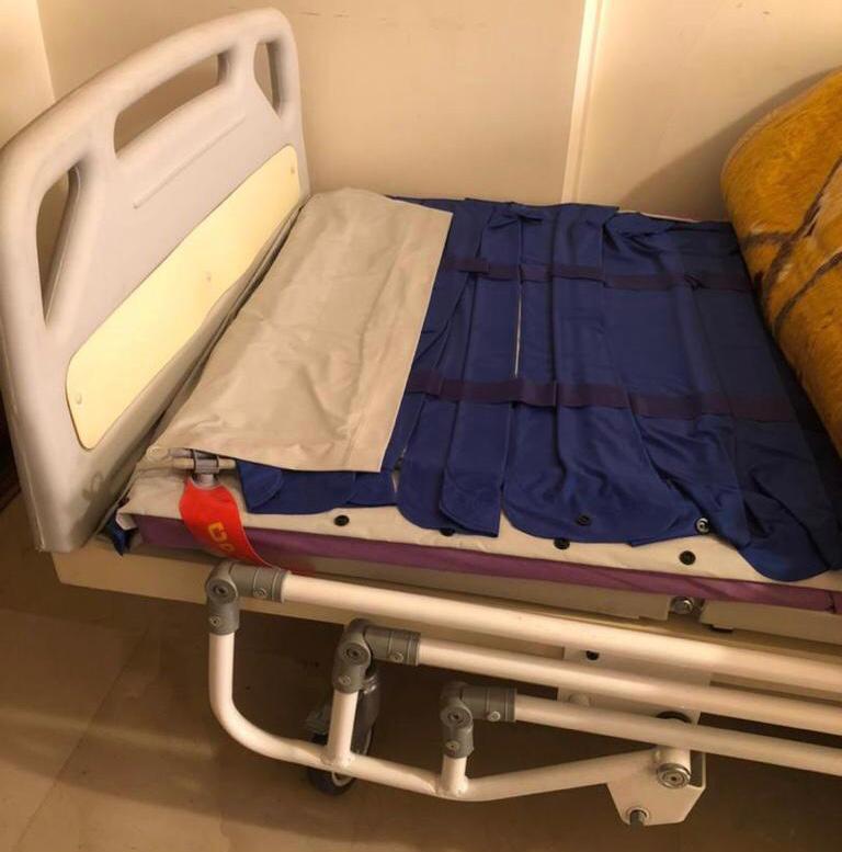 تخت بیمارستانی سه شکن مکانیکینو/مدینیوم