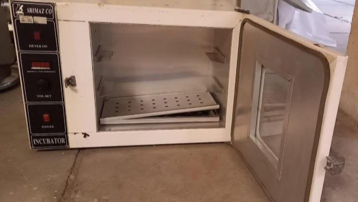 انکوباتور 55 لیتری هوشمند آلومینیومدست دو/مدینیوم