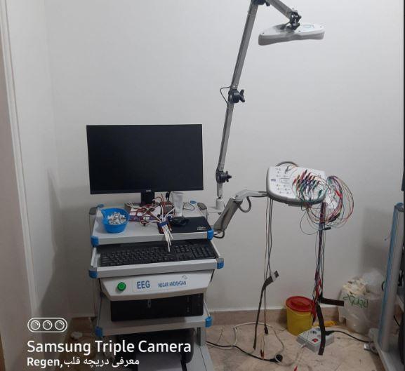 دستگاه نوار مغز و عضله EEGدست دو/مدینیوم