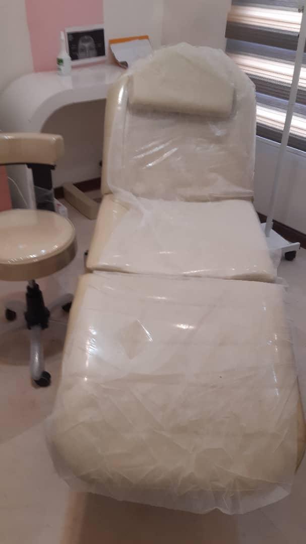 تخت زیبایی و تابورهنو/مدینیوم