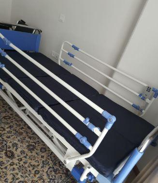 تخت بیمارستانی سه شکندست دو/مدینیوم