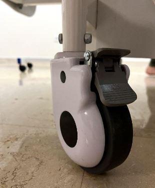 تخت بیمارستانی ۳ شکن قابل تنظیم ارتفاع نو/مدینیوم