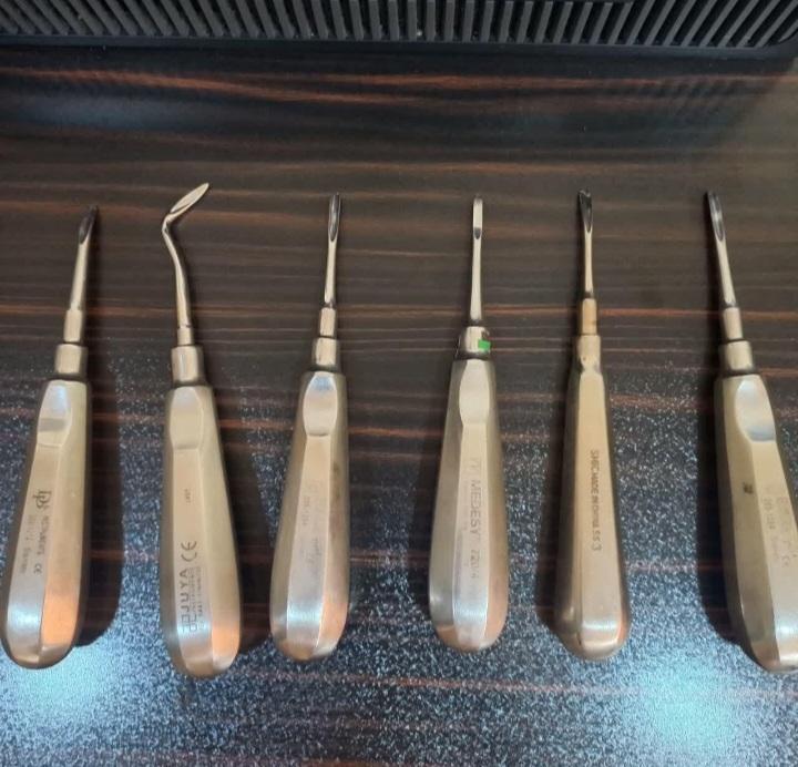 فورسپس و الواتور دندانپزشکیدست دو/مدینیوم