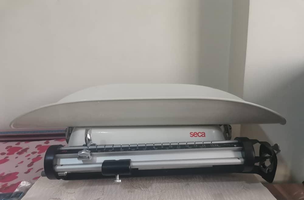 ترازوی سکا Seca اطفالدست دو/مدینیوم
