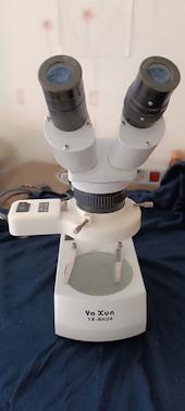 میکروسکوپ لوپ YAXUN مدل AK04نو/مدینیوم