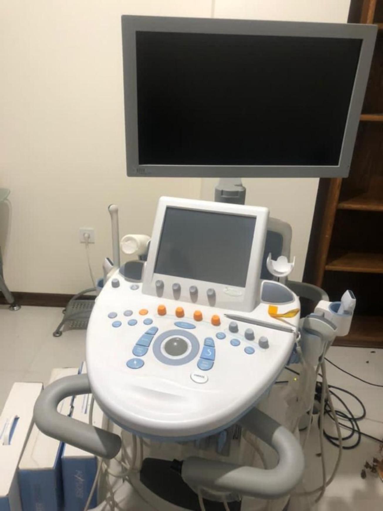 دستگاه سونوگرافی سوپرسونیک فرانسه مبله مدل الیت پکیجدست دو/مدینیوم