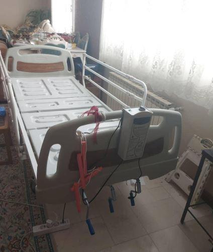 تخت بیمارستانی سه شکندست دو/مدینیوم