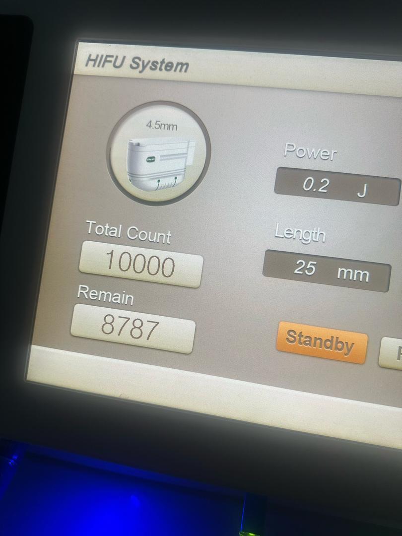 دستگاه هایفوتراپی ۸ بعدی مدل FG660D+ برند ADSSدست دو/مدینیوم