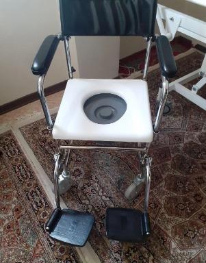 تخت بیمارستانی سه شکن و ویلچردست دو/مدینیوم