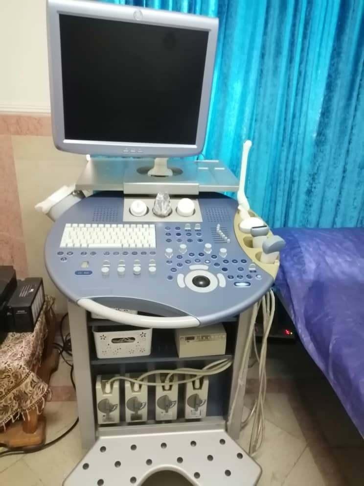 دستگاه سونوگرافی 730 GE Volusonدست دو/مدینیوم