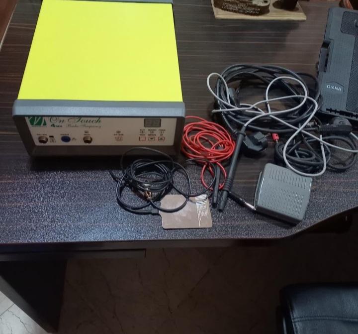 آراف سرجیکال RF الکتروسرجری. on touchدست دو/مدینیوم