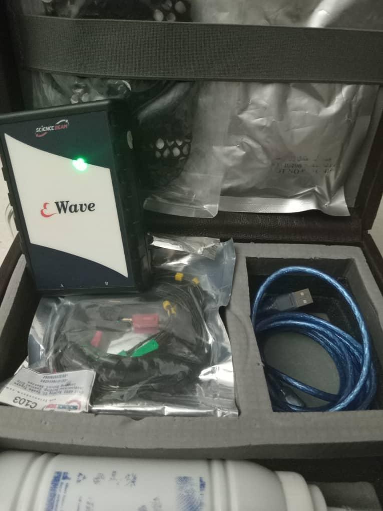 نوروفیدبک ۸ کاناله ewaveنو/مدینیوم