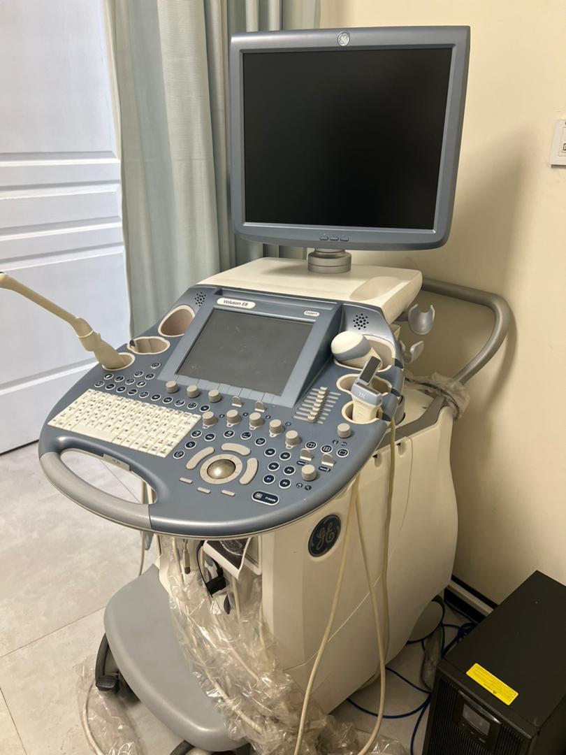 سونوگرافی Ge E8 BT13 دست دو/مدینیوم