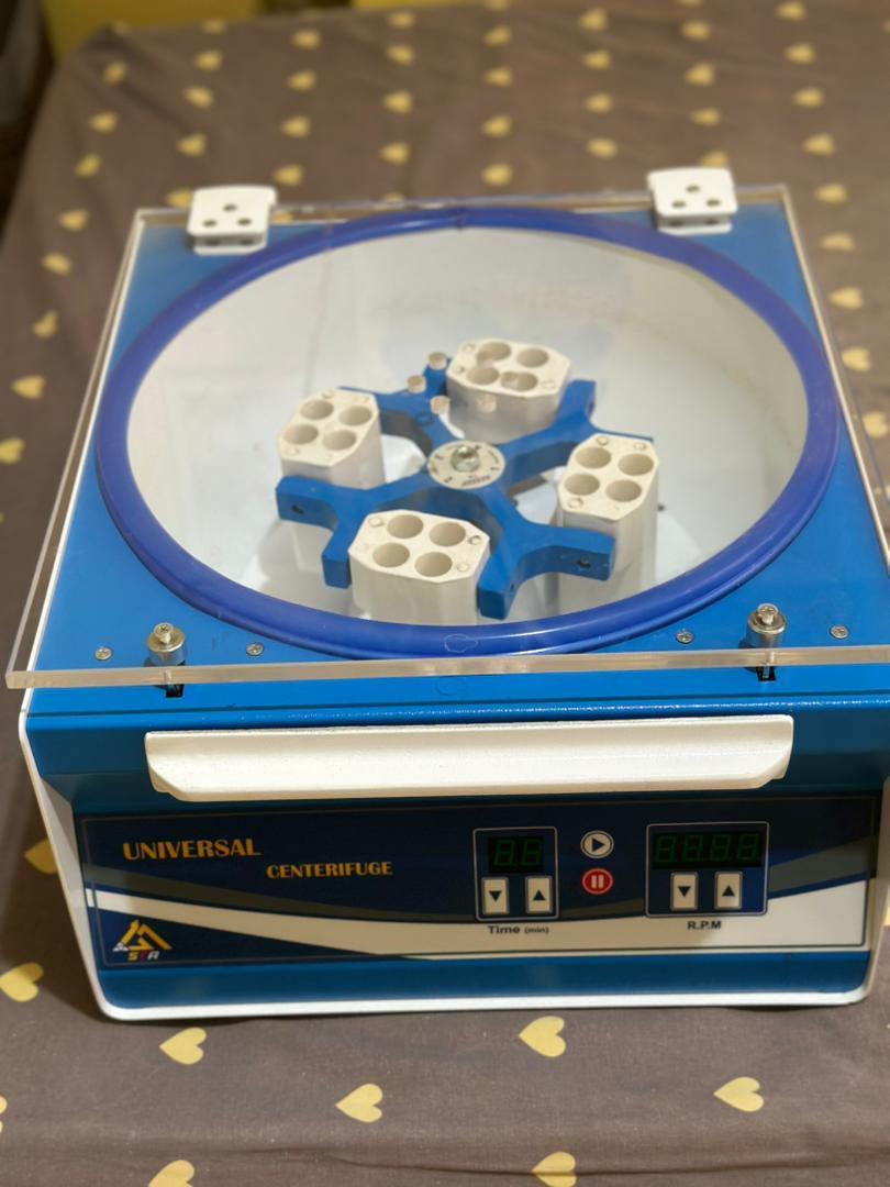 سانترفیوژ یونیور سال ۱۶ شاخهدست دو/مدینیوم