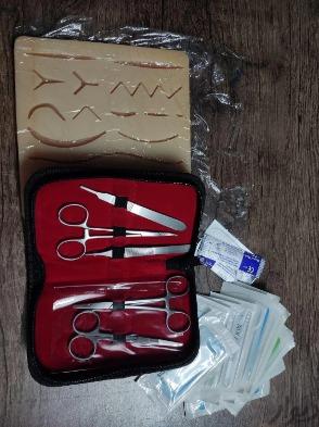 کیت بخیه پزشکینو/مدینیوم