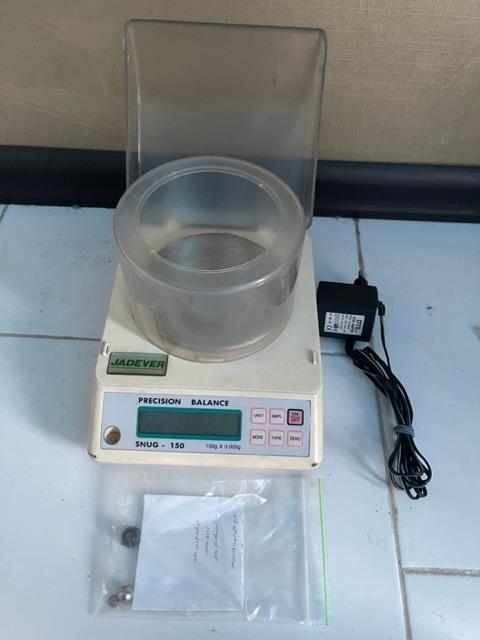 ترازوی دیجیتال سه صفر جادوردست دو/مدینیوم