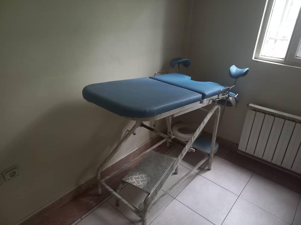 تخت ژنیکولوژیدست دو/مدینیوم