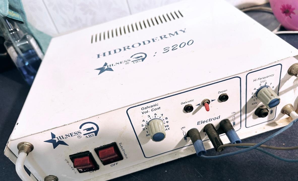 دستگاه میکرودرمی و هیدرودرمی دست دو/مدینیوم