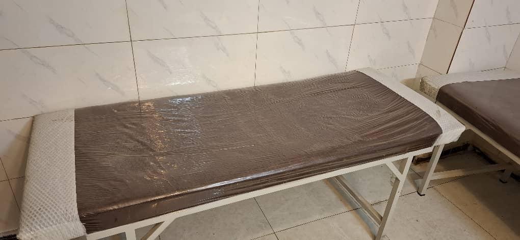 تخت معاینهدست دو/مدینیوم