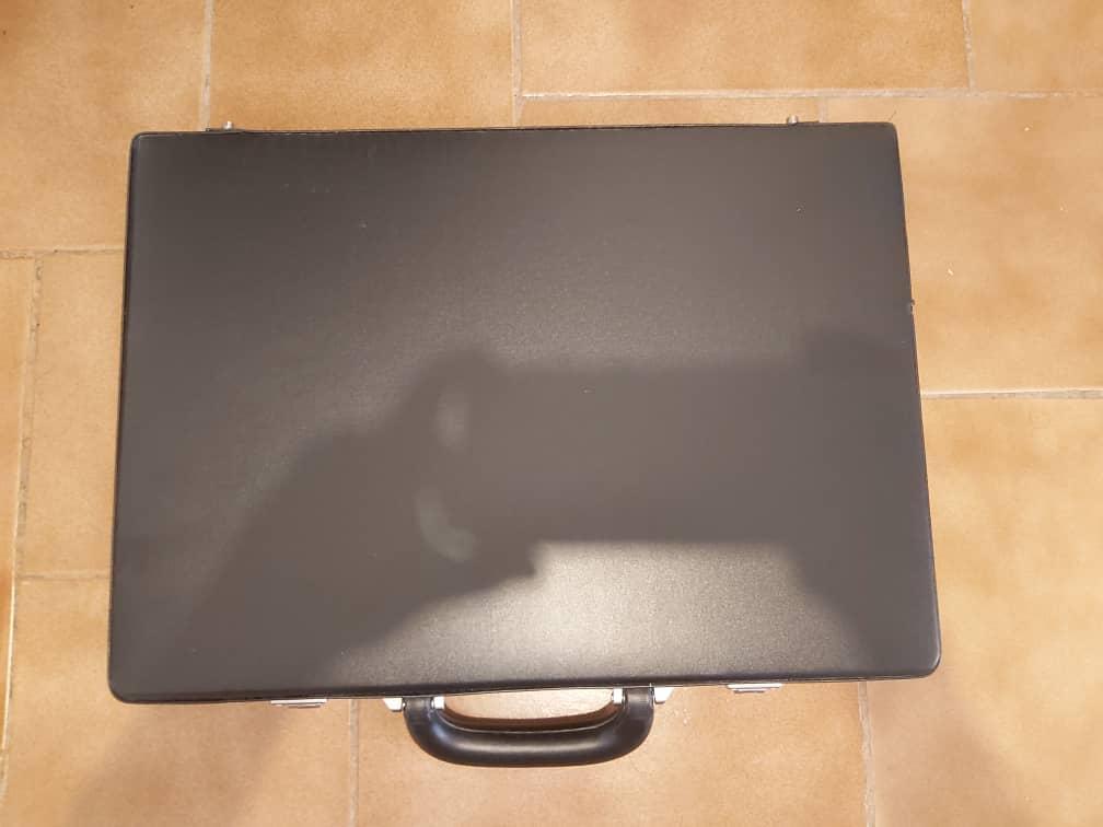 فروش دست دوم کرایو زنان سرما درماندست دو/مدینیوم