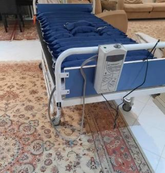 تخت بیمارستانیدست دو/مدینیوم