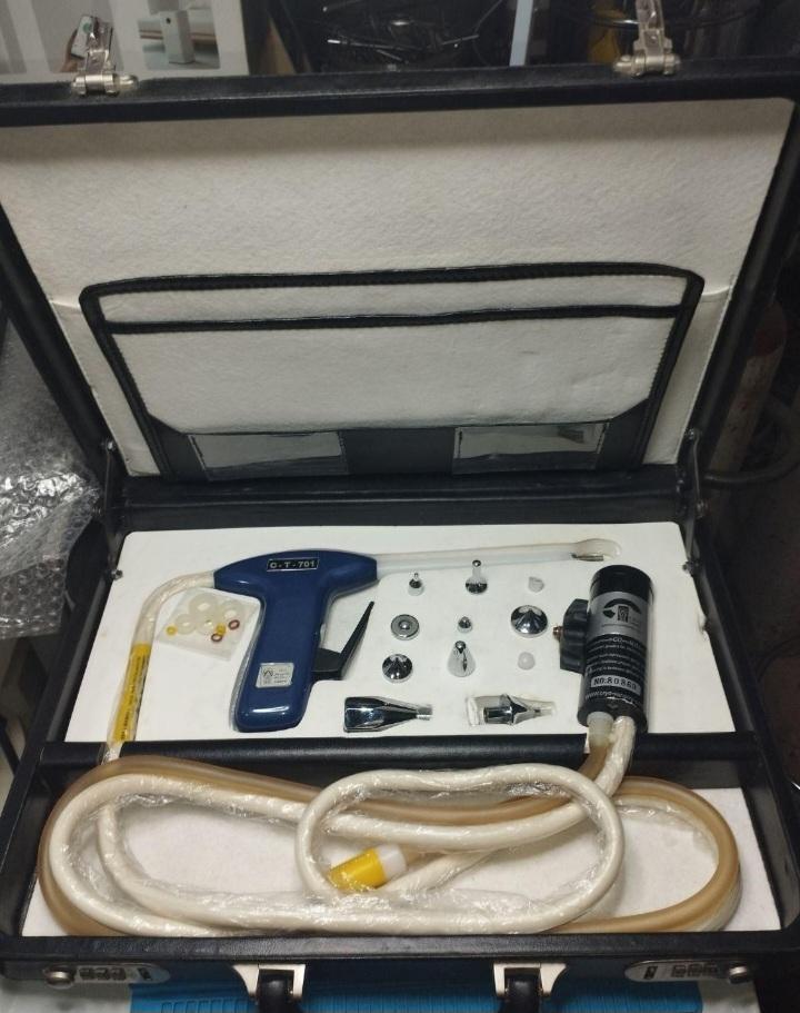 خرید و فروش تجهیزات پزشکی و دندانپزشکی و آزمایشگاهی دست دو/مدینیوم