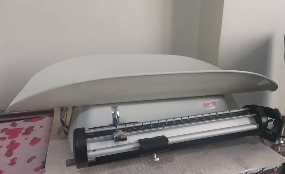 ترازوی سکا Seca اطفالدست دو/مدینیوم