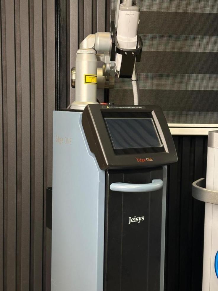 دستگاه CO₂ فرکشنال اجوان جیسیس Edge oneدست دو/مدینیوم