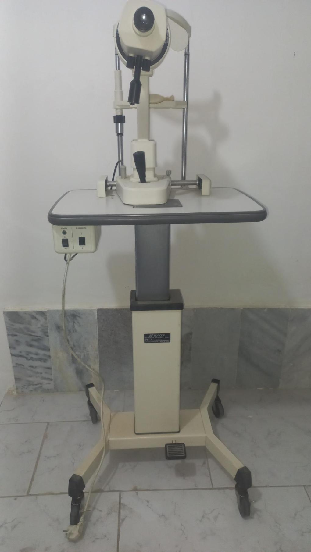 topcon om4نیاز به تعمیرات/مدینیوم