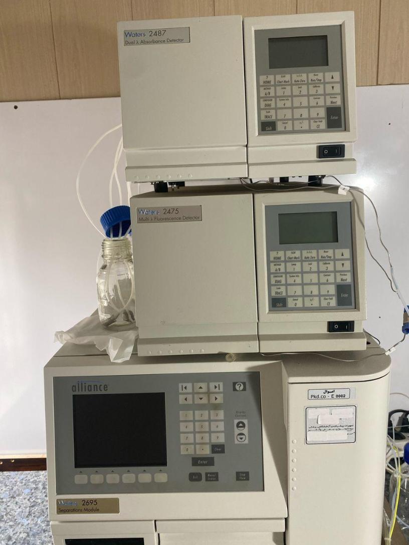 دستگاه HPLC , فتومتر کلینیکال دامپزشکی و سانتریفیوژ میکرو هماتوکریت دست دو/مدینیوم