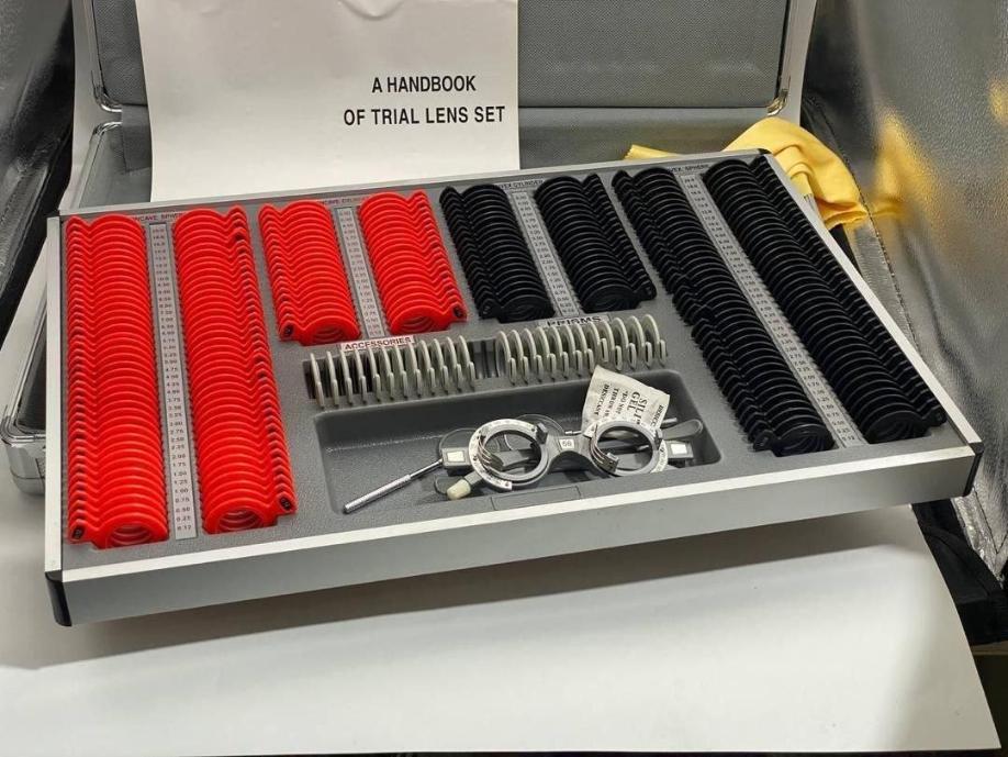 جعبه لنز فلزی ۲۶۶ عدد متنوع نو/مدینیوم