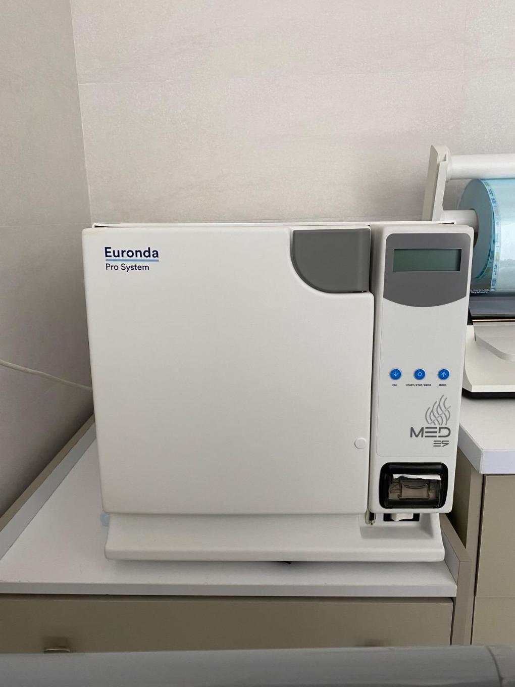 دستگاه اتوکلاو eurondaدست دو/مدینیوم