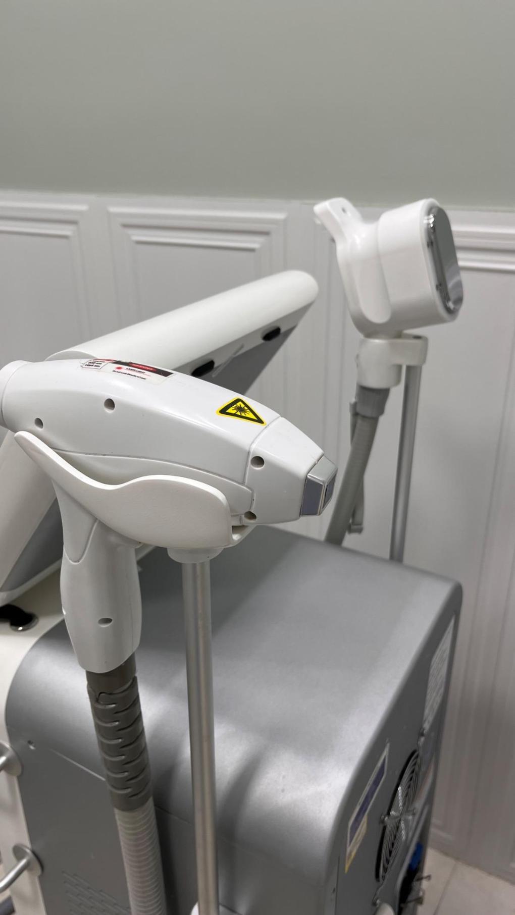 دستگاه لیزر موهای زائد آیس پلاتینا پلاسدست دو/مدینیوم