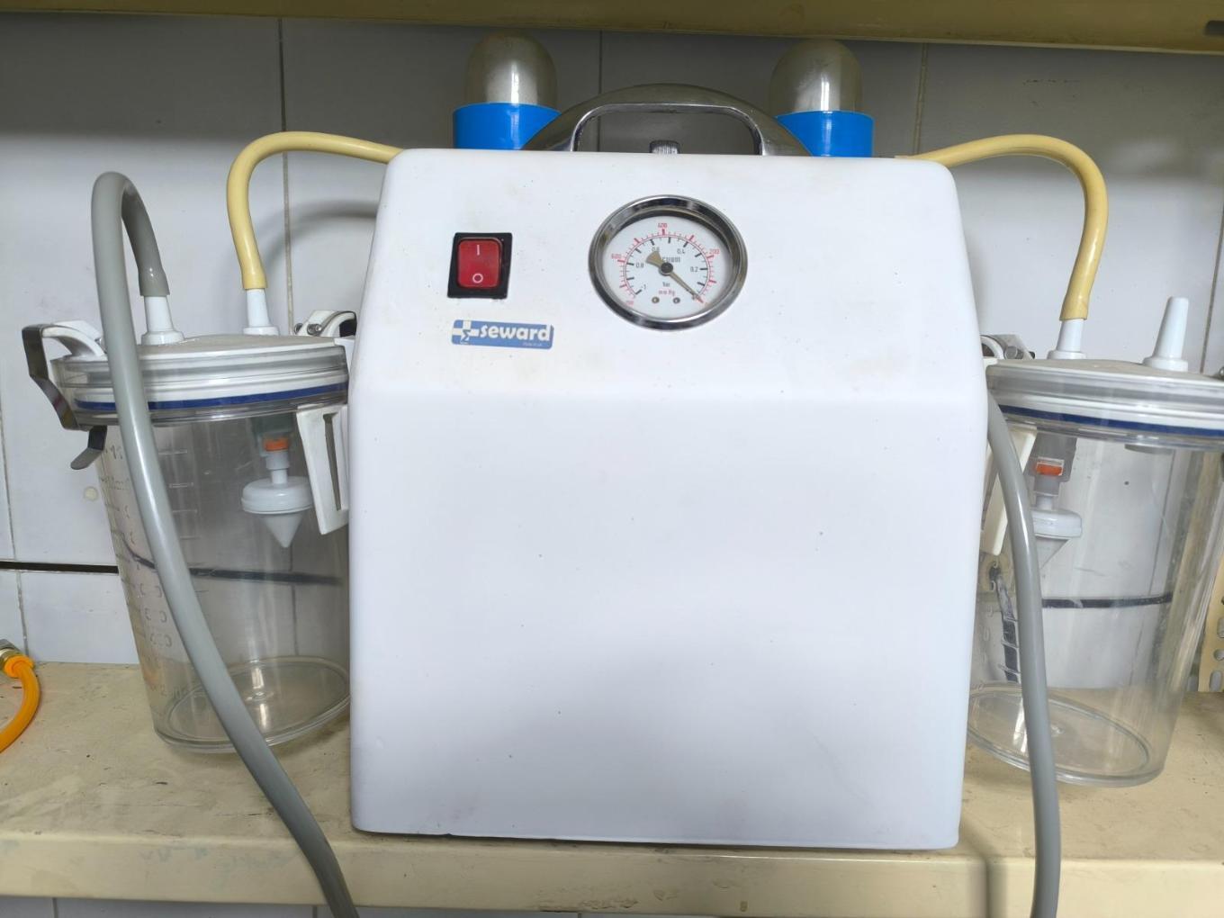 ساکشن جراحیدست دو/مدینیوم