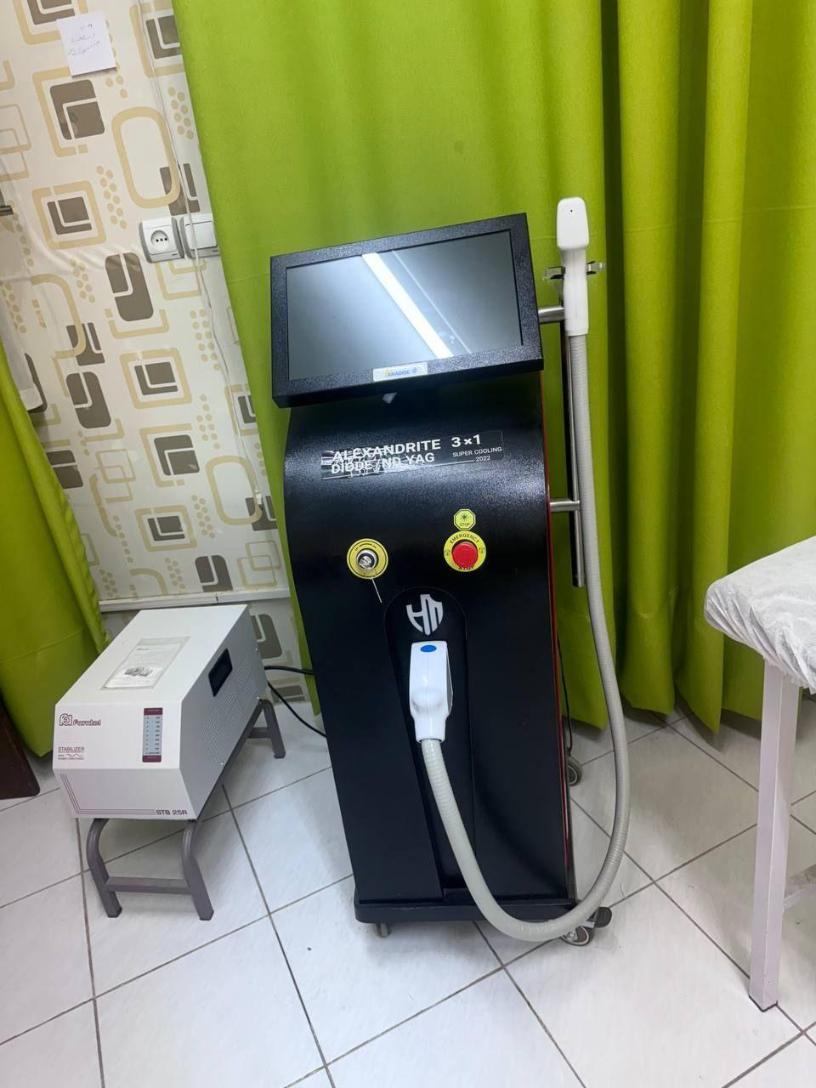 فروش دستگاه لیزر مو عالی دست دو/مدینیوم