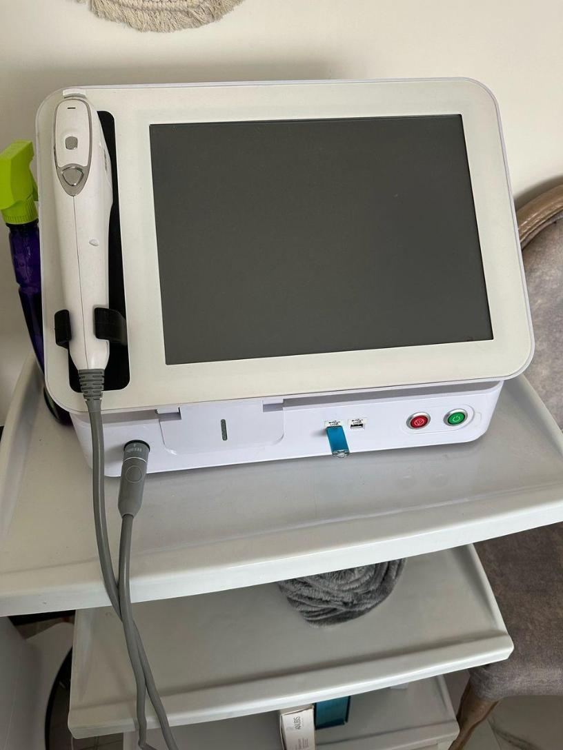 دستگاه هایفوتراپی ۸ بعدی مدل FG660D+ برند ADSSدست دو/مدینیوم