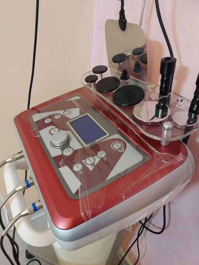 دستگاه لاغری و جوانسازی رافوس کره جنوبی مدل ۲۰۱۷دست دو/مدینیوم