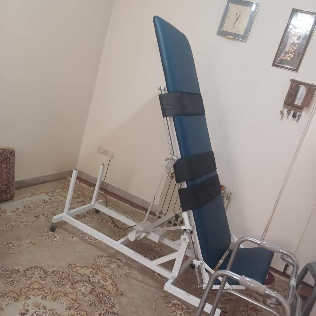 تخت ایستا یا تخت تیلت تیبل دست دو/مدینیوم