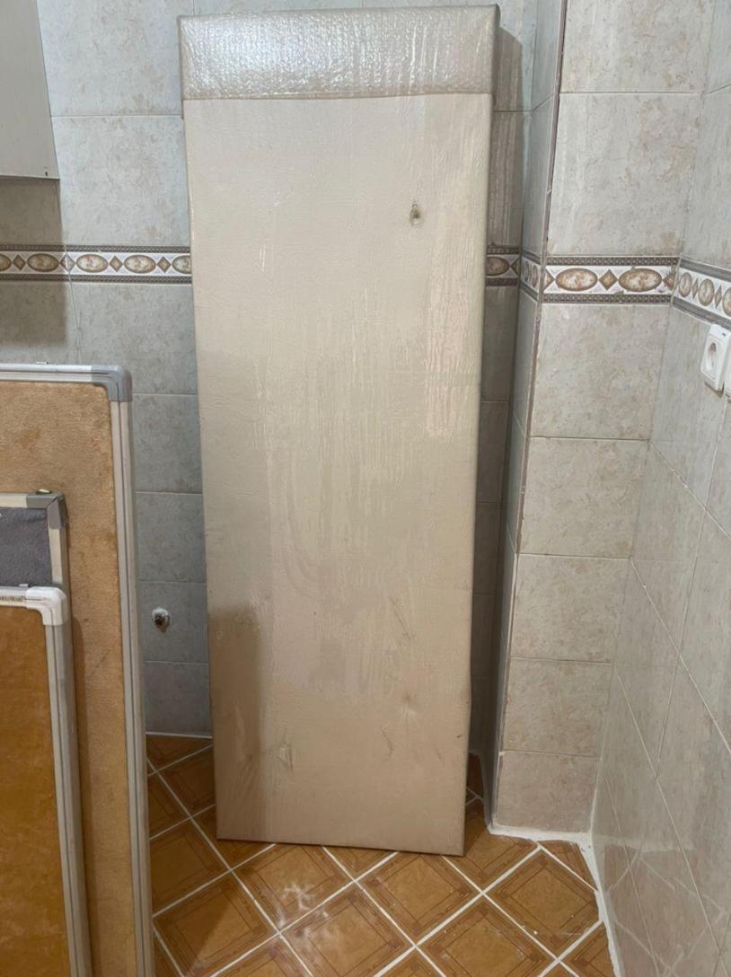 تخت بیمار ۲عدد و پاراوان ۳ تکهدست دو/مدینیوم