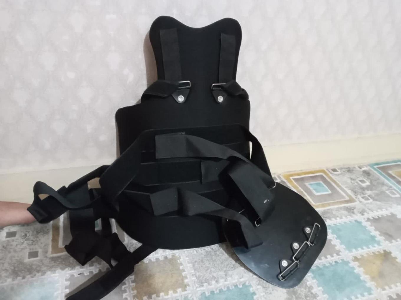 کمربند ستون فقراتدست دو/مدینیوم