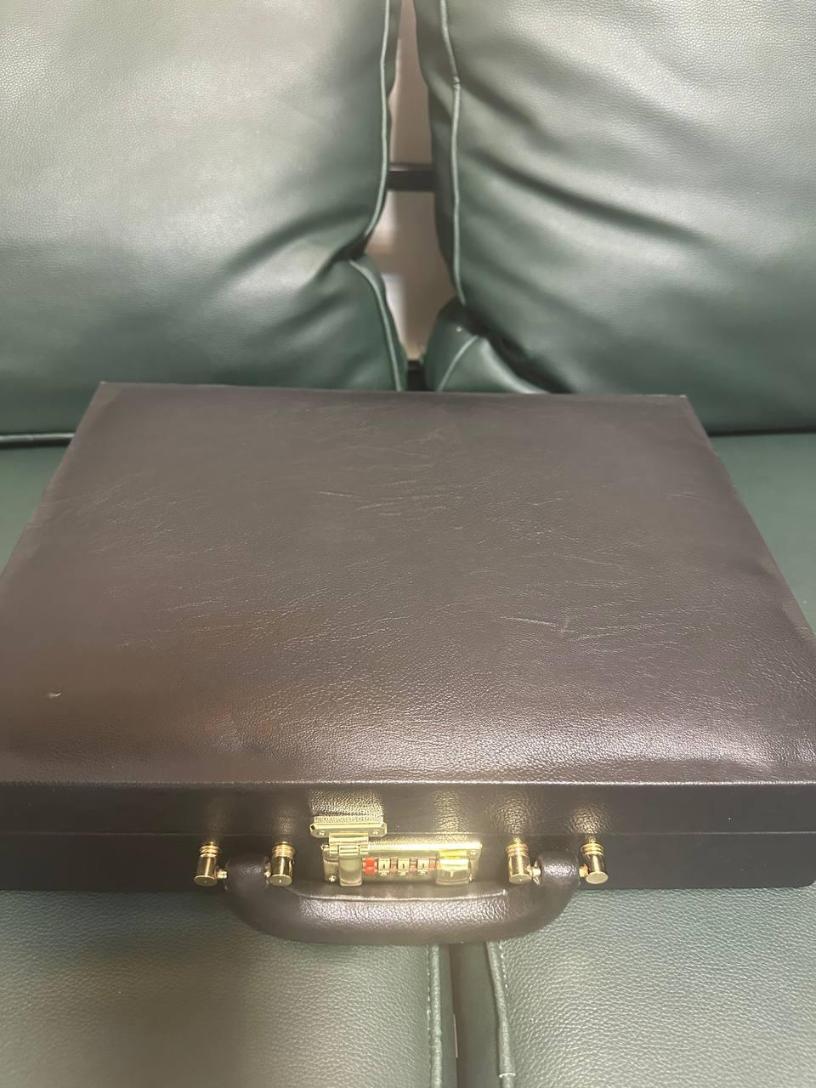 دستگاه نوروفیدبک 8 کانالهنو/مدینیوم