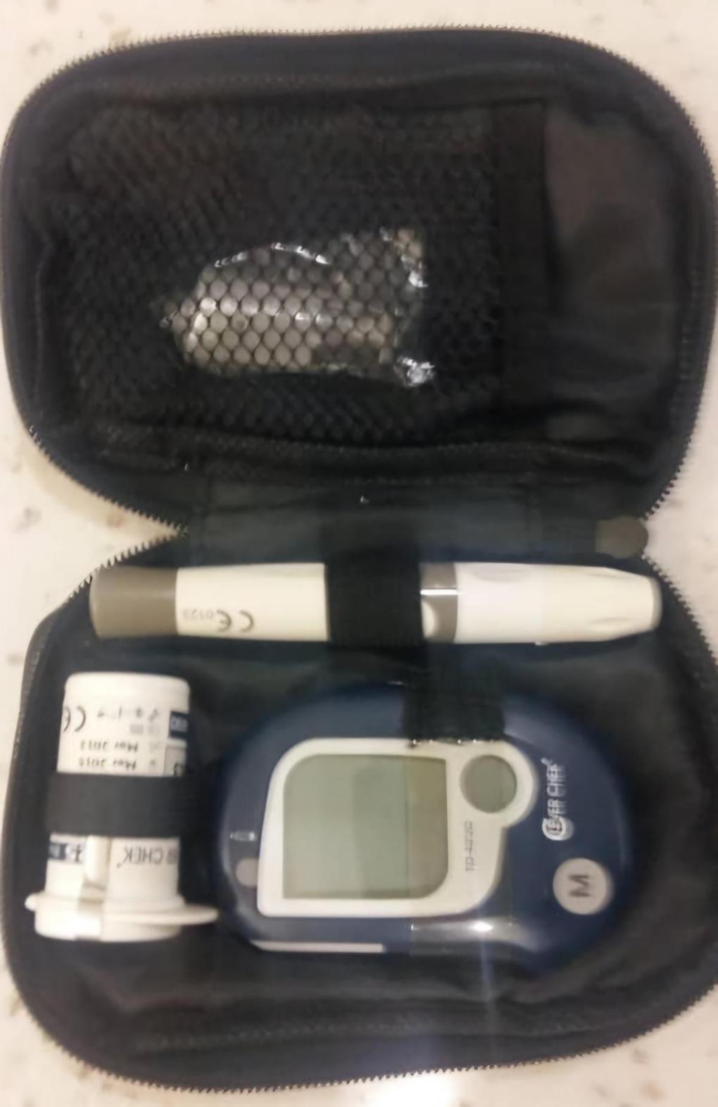 دستگاه تست قند خون برند TRUEresult از شرکت Nipro Diagnosticsنو/مدینیوم