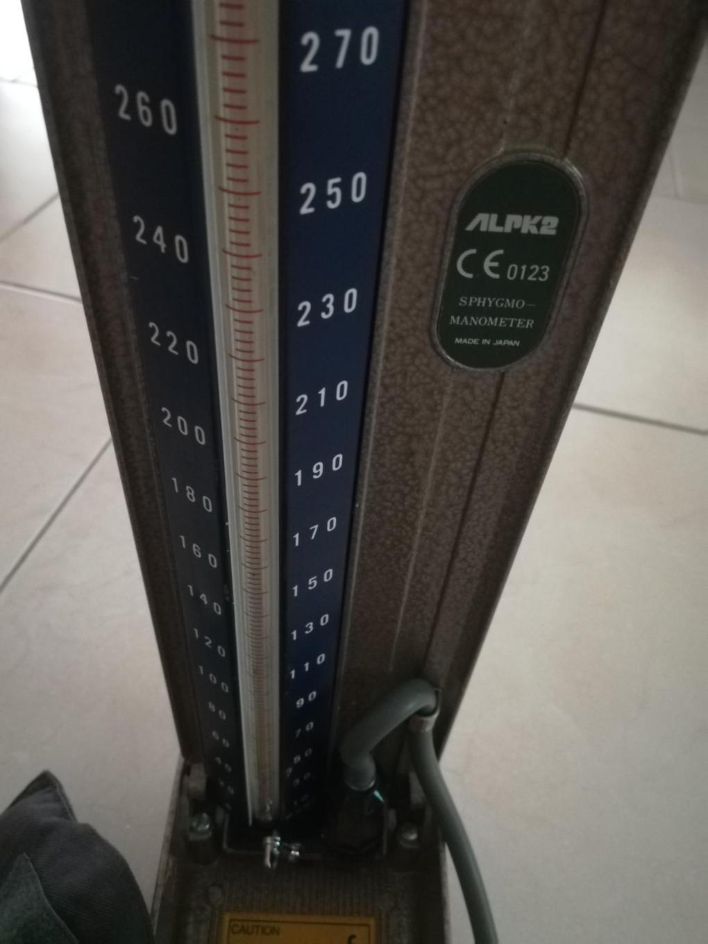 فشار سنج جیوه ای دست دو/مدینیوم