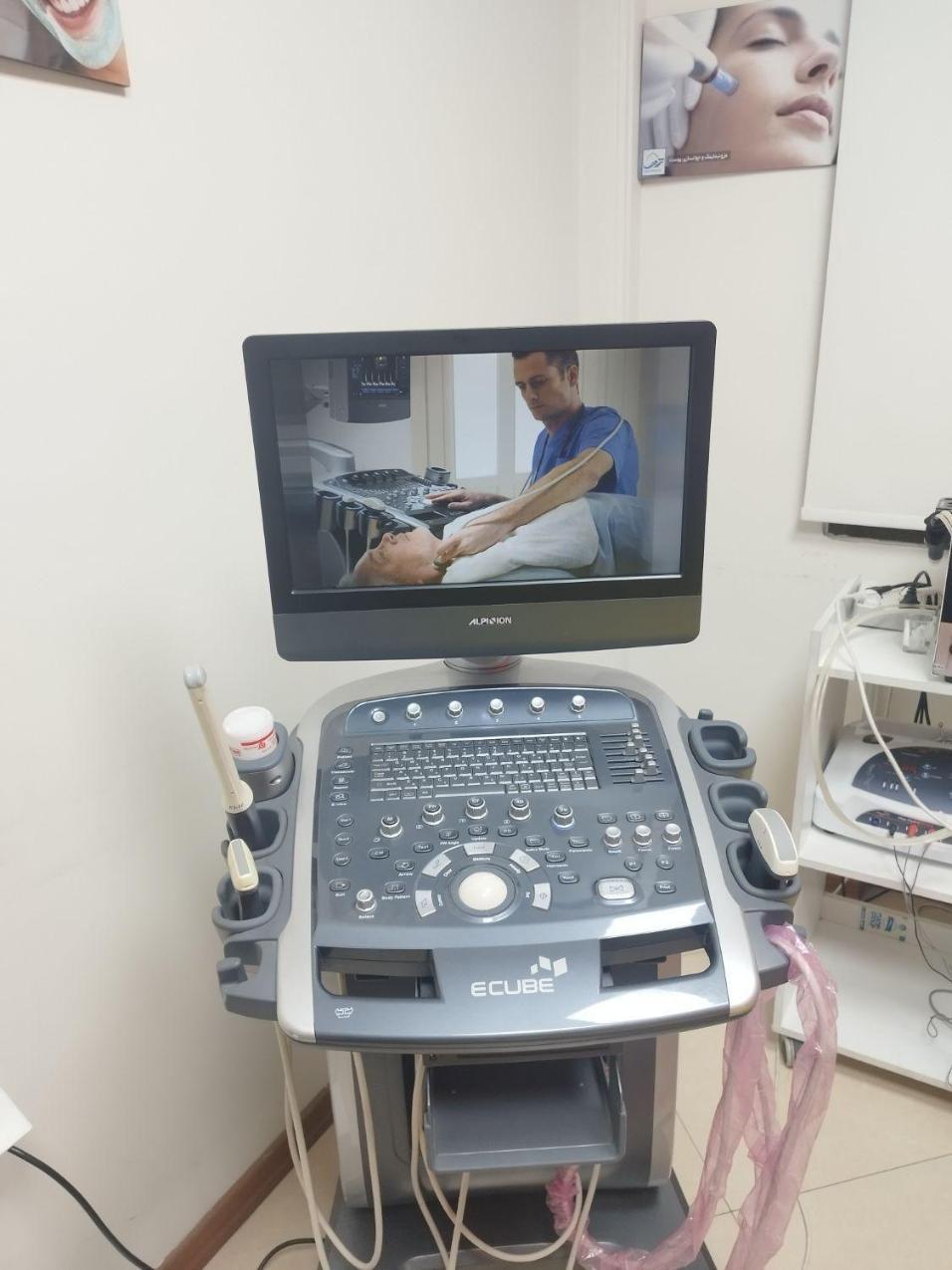 سونوگرافی آلپینیون Alpinion ecube e9دست دو/مدینیوم