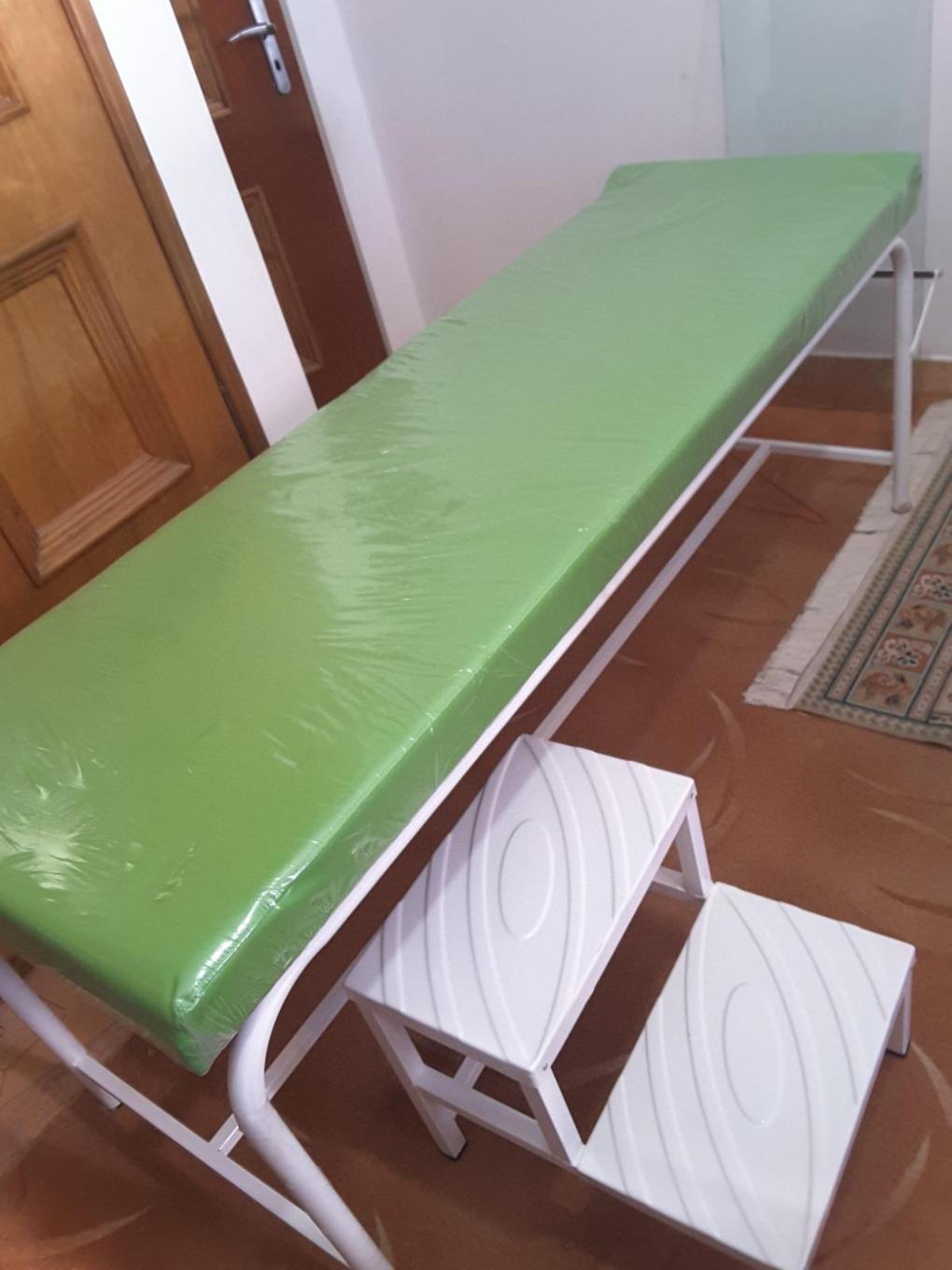 تخت معاینه و تزریقاتدست دو/مدینیوم